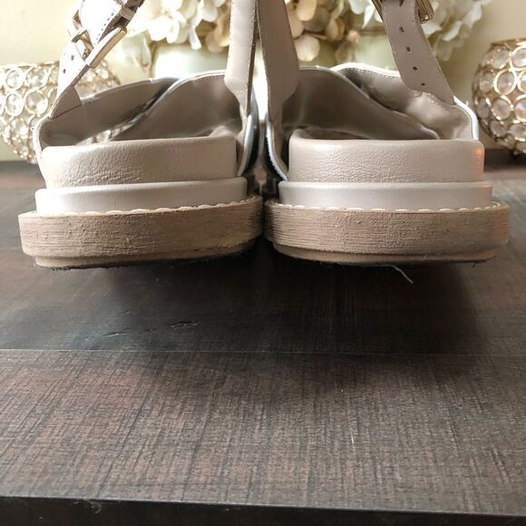 ALOHAS Marshmallow Scacchi Sandal in Tan and White 39 - Picture 10 of 12